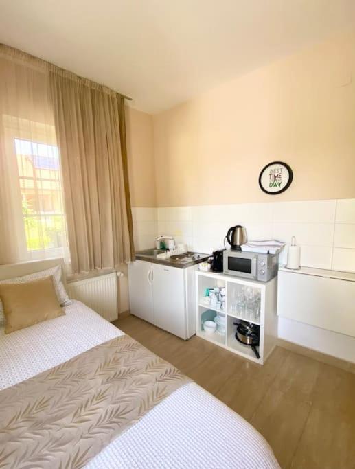 Linden Garden Apartment ポストイナ エクステリア 写真