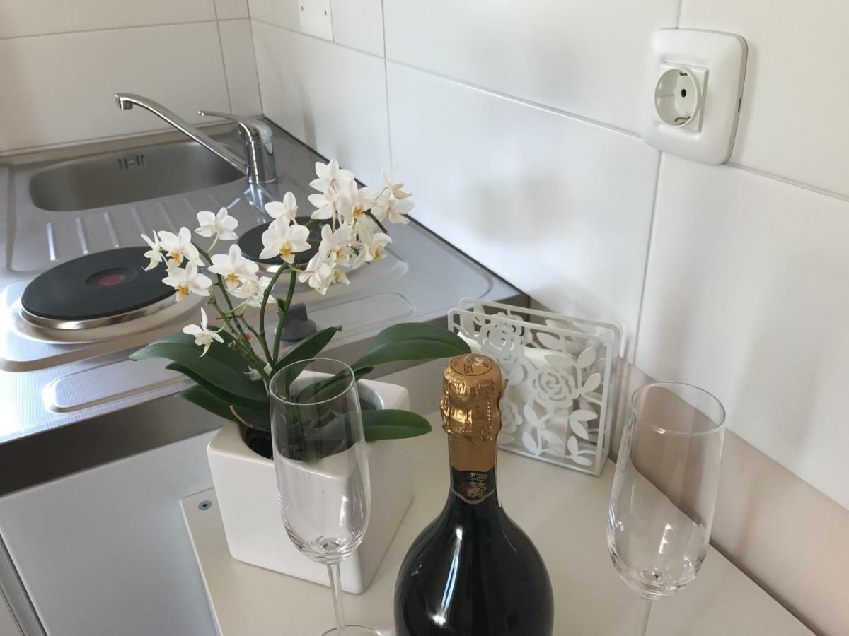 Linden Garden Apartment ポストイナ エクステリア 写真